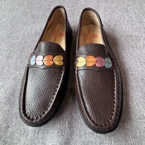 Marc Joseph size 5 - Brown with Multicolor Hearts